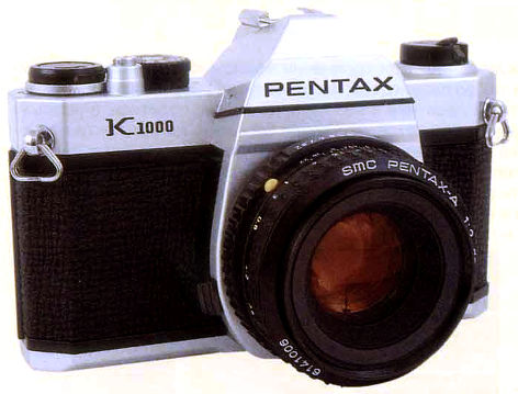 Pentax K1000 — механическая пленочная 35-мм SLR-фотокамера.