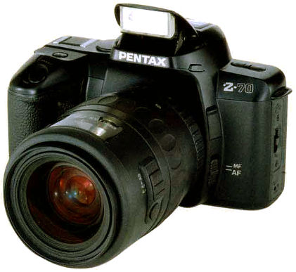 Pentax Z-70 — автофокусная пленочная 35-мм SLR-фотокамера для начинающих фотолюбителей со встроенными мотором и вспышкой.