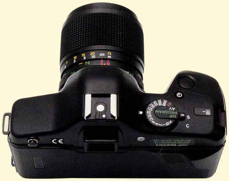 Элементы управления зеркальной фотокамеры Yashica 109 Multi Program.