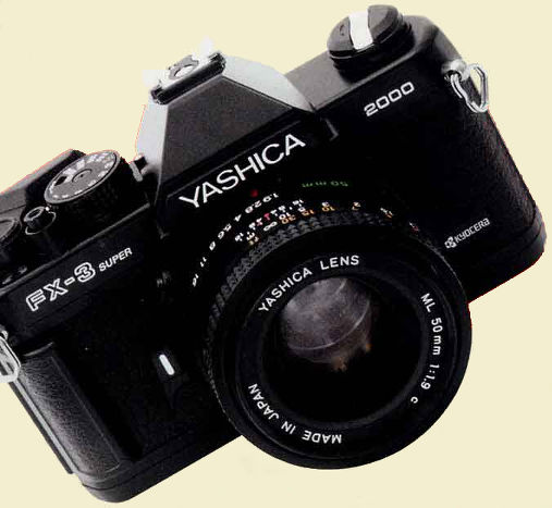 35-мм зеркальная механическая неавтофокусная фотокамера Yashica FX-З Super 2000.